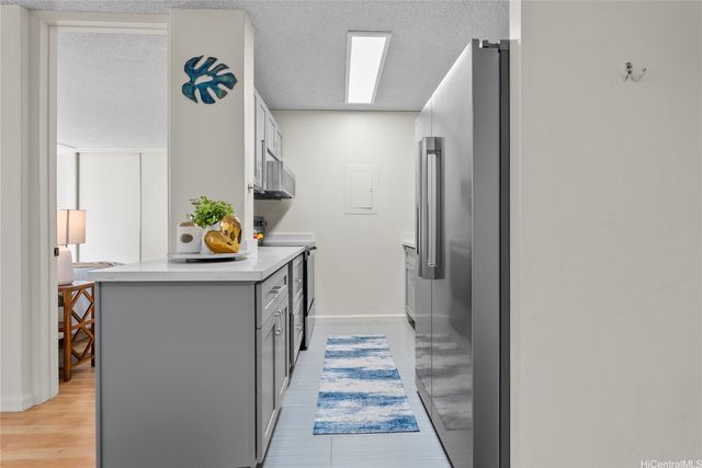 775 Kinalau Place 706, Honolulu, HI 96813