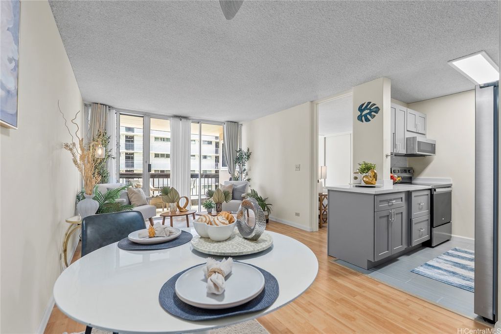 775 Kinalau Place 706, Honolulu, HI 96813