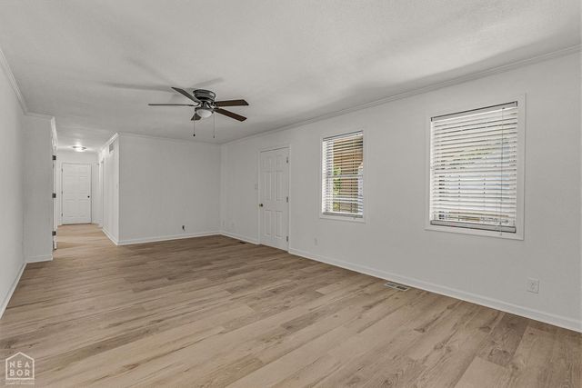 2101 Wildrose Ln, Paragould, AR 72450