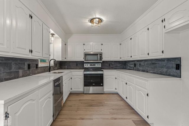 2101 Wildrose Ln, Paragould, AR 72450