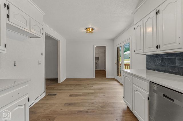 2101 Wildrose Ln, Paragould, AR 72450