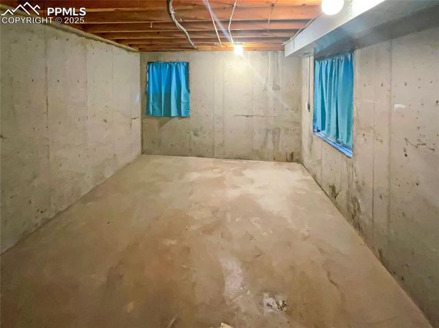 412 Cobblestone Drive, Colorado Springs, CO 80906