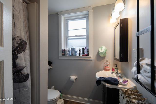 318 1st Street, Troy, NY 12180
