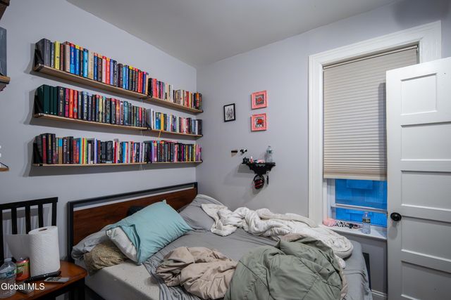 318 1st Street, Troy, NY 12180