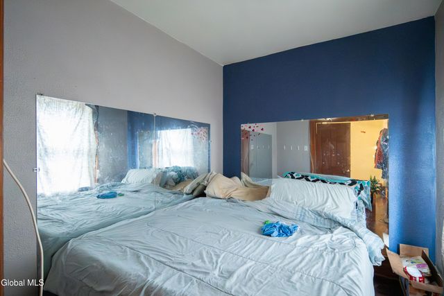 318 1st Street, Troy, NY 12180