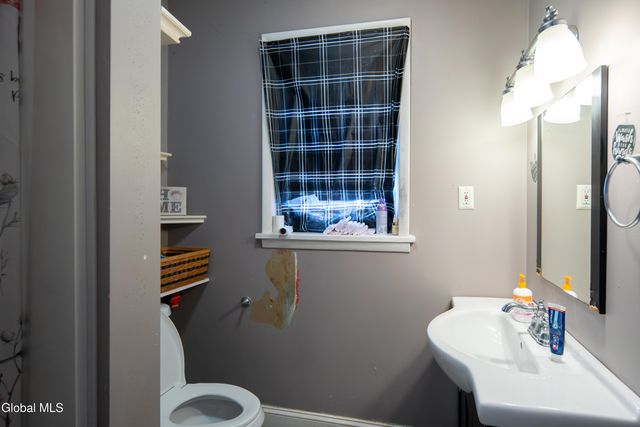 318 1st Street, Troy, NY 12180