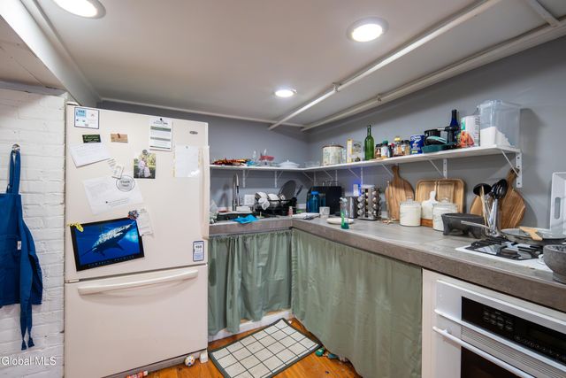 318 1st Street, Troy, NY 12180