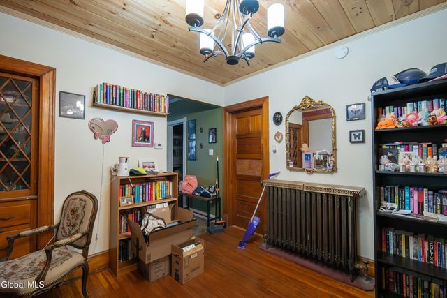 318 1st Street, Troy, NY 12180