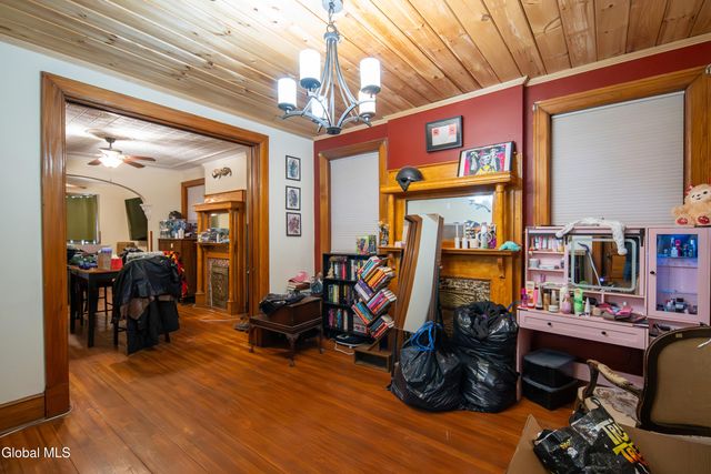 318 1st Street, Troy, NY 12180