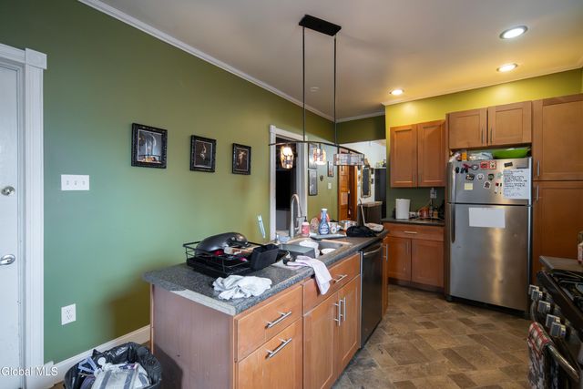318 1st Street, Troy, NY 12180