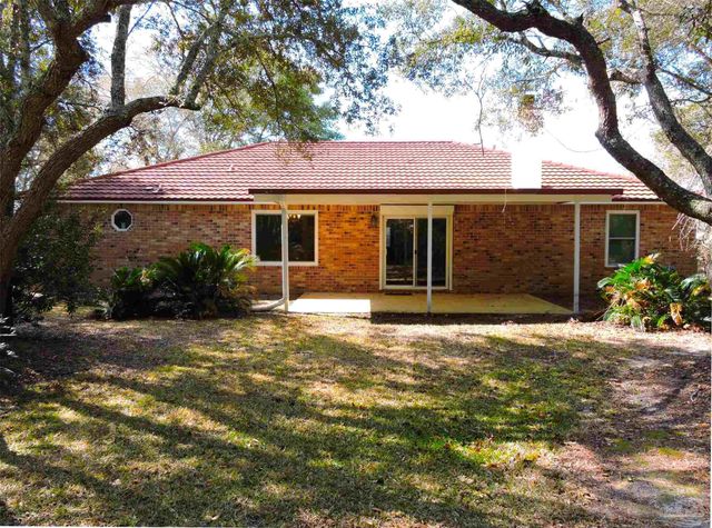 724 Marlinspike Dr, Pensacola, FL 32507