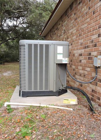 724 Marlinspike Dr, Pensacola, FL 32507