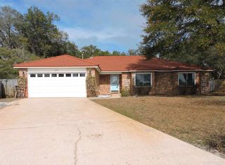 724 Marlinspike Dr, Pensacola, FL 32507