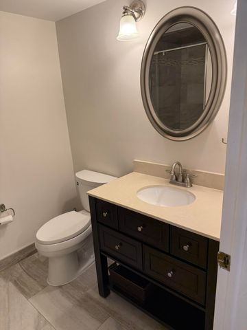 1749 Monticello Street E4, Trenton City, MI 48183