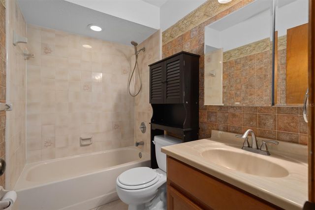 413 S CUMBERLAND AVENUE, Ocoee, FL 34761