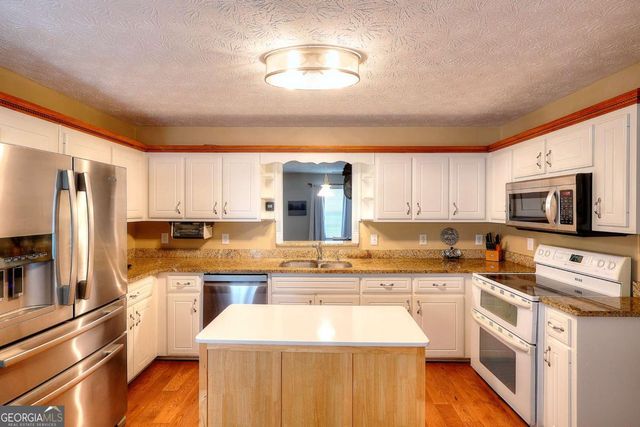 25 Browning Shoals Road, Social Circle, GA 30025