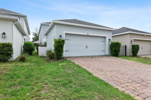 11813 FICTION AVENUE, Orlando, FL 32832