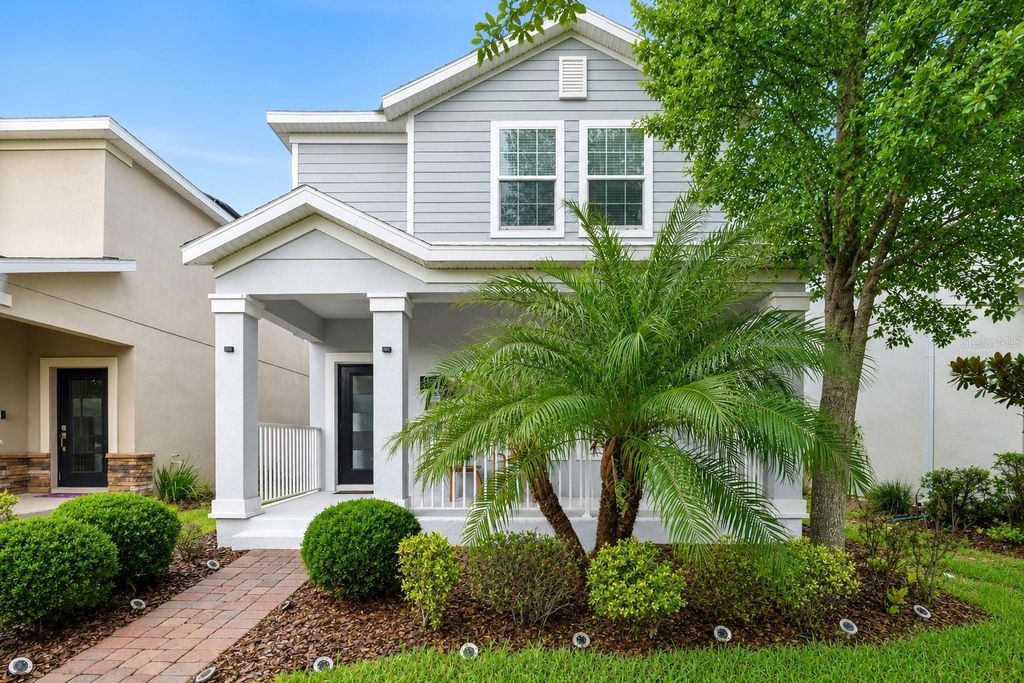 Image 33 of property listing at 11813 FICTION AVENUE, Orlando, FL 32832