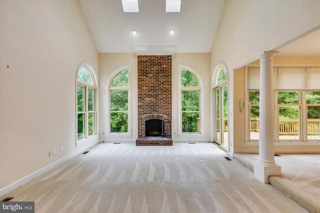 9715 MIDDLETON RIDGE RD, Vienna, VA 22182