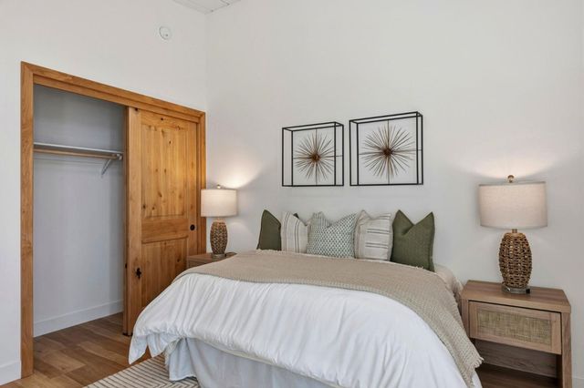 4225 Park Boulevard, Palo Alto, CA 94306