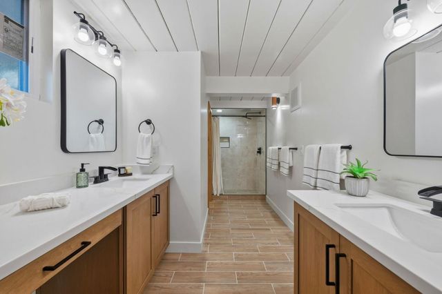 4225 Park Boulevard, Palo Alto, CA 94306