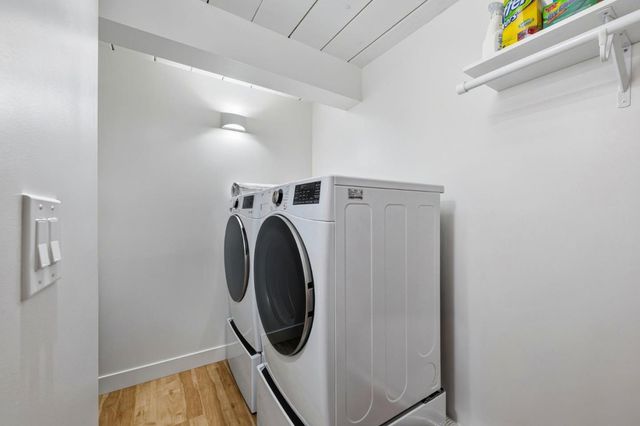 4225 Park Boulevard, Palo Alto, CA 94306