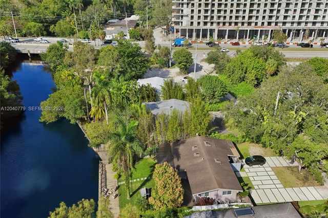 18500 NE 23rd Court, Miami, FL 33180