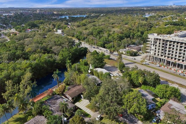 18500 NE 23rd Court, Miami, FL 33180