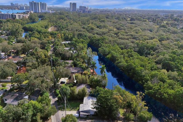 18500 NE 23rd Court, Miami, FL 33180