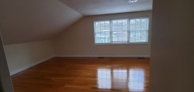 11 Highlandview Ave 11, Winchester, MA 01890