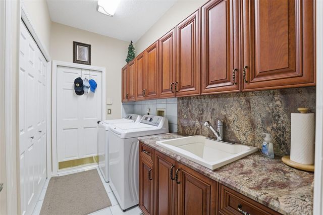 3150 STERLING STREET, Tarpon Springs, FL 34688