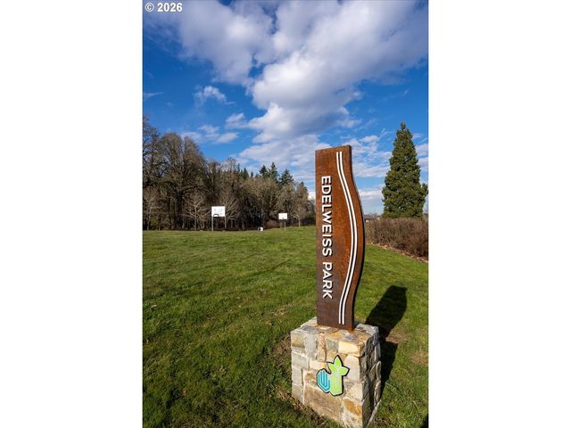 12188 Sw PALERMO St, Wilsonville, OR 97070