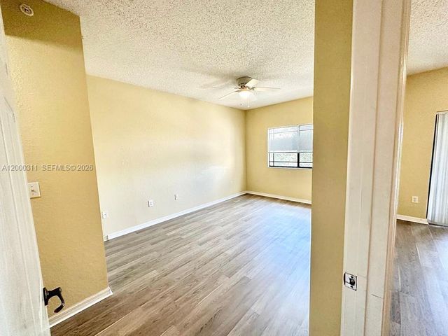 2812 Grande Pkwy 302, Palm Beach Gardens, FL 33410