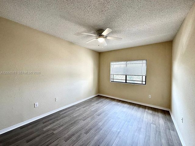 2812 Grande Pkwy 302, Palm Beach Gardens, FL 33410