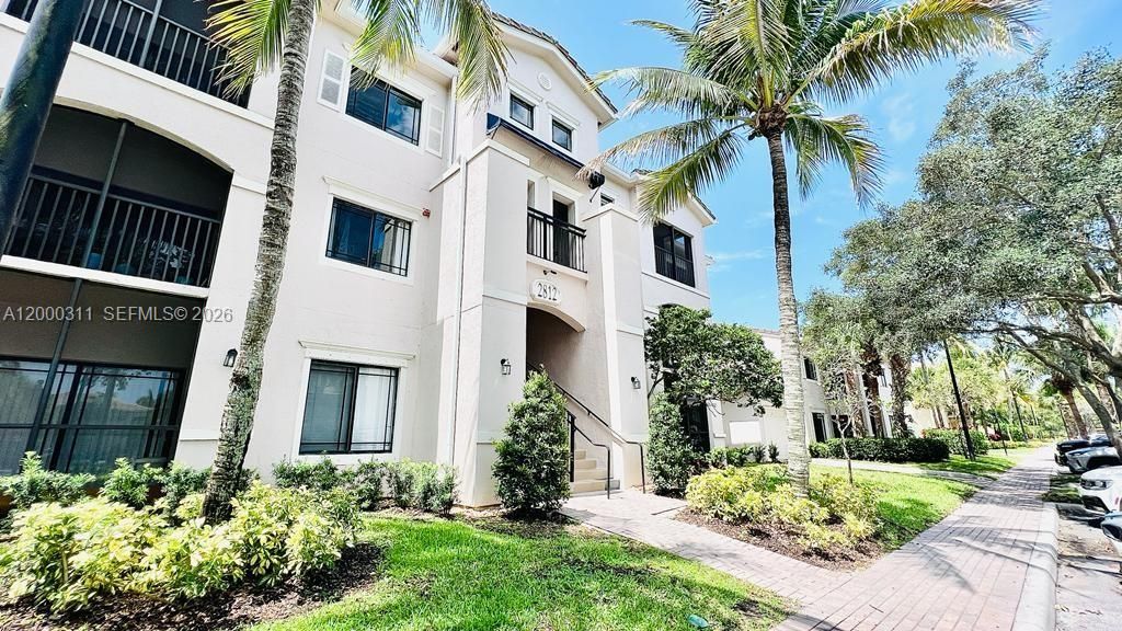 2812 Grande Pkwy 302, Palm Beach Gardens, FL 33410