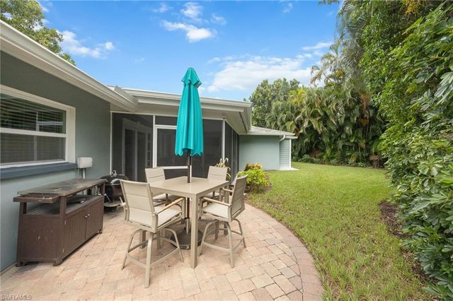 4557 Eagle Key CIR, Naples, FL 34112