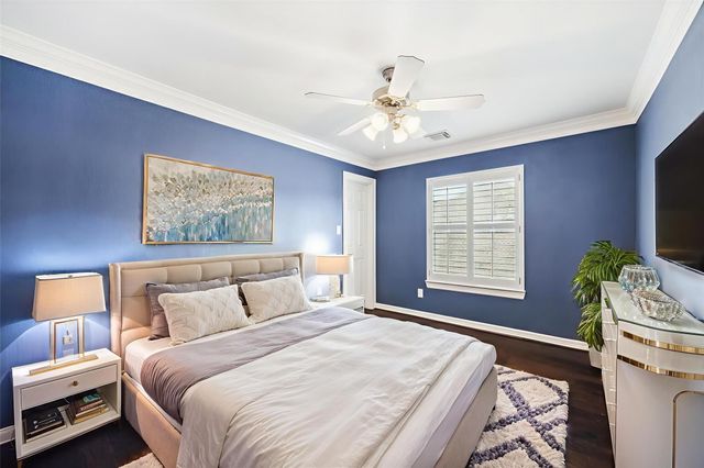 1611 Hill Spring Drive, Sugar Land, TX 77479