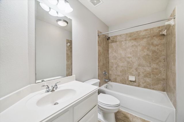 1611 Hill Spring Drive, Sugar Land, TX 77479