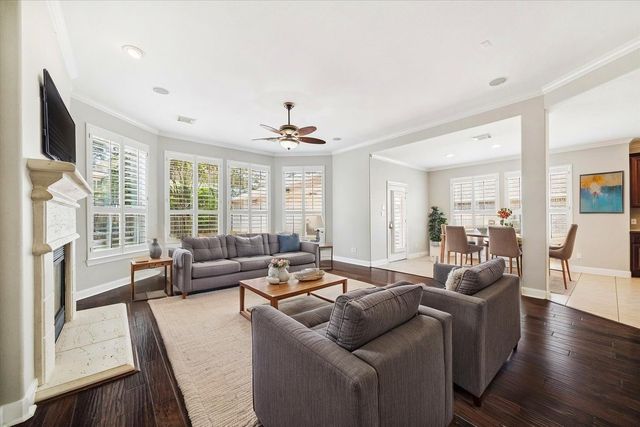 1611 Hill Spring Drive, Sugar Land, TX 77479