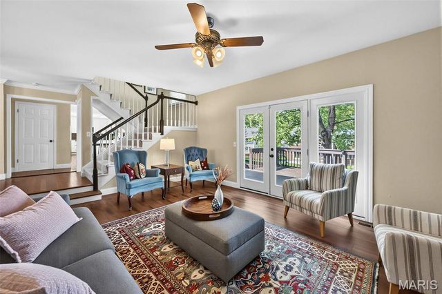 2055 Meadowbrook Way Drive, Chesterfield, MO 63017