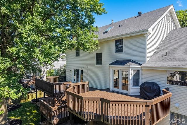 2055 Meadowbrook Way Drive, Chesterfield, MO 63017