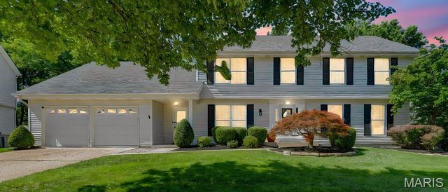 2055 Meadowbrook Way Drive, Chesterfield, MO 63017