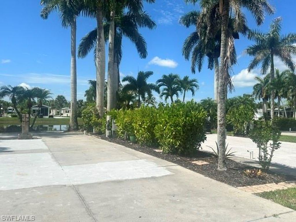 1311 Diamond Lake CIR, NAPLES, FL 34114 — photo 4
