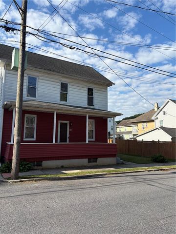119 East Washington Street, Slatington Boro, PA 18080