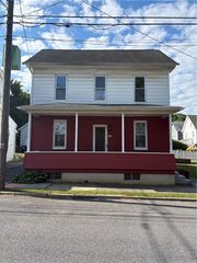 119 East Washington Street, Slatington Boro, PA 18080
