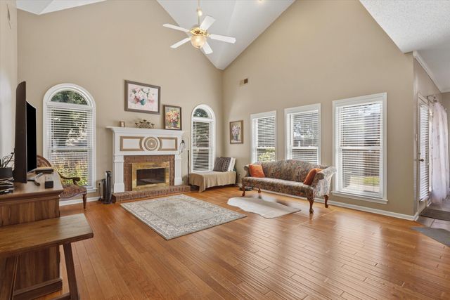 6772 STONETRACE DR, Bartlett, TN 38135
