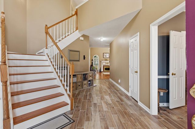 6772 STONETRACE DR, Bartlett, TN 38135