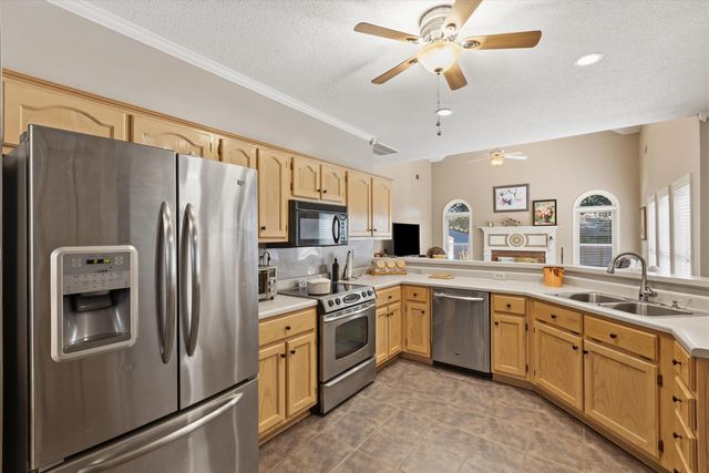 6772 STONETRACE DR, Bartlett, TN 38135
