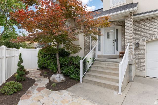 7126 S GRIFFITHS PL, Cottonwood Heights, UT 84121