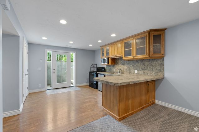 7126 S GRIFFITHS PL, Cottonwood Heights, UT 84121